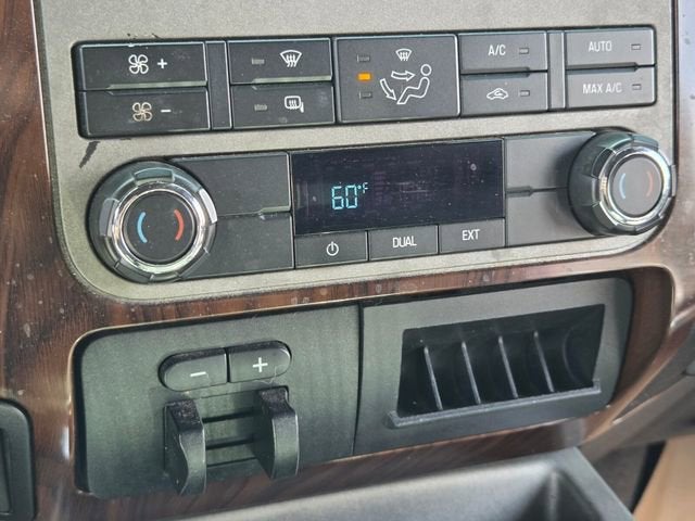 2011 Ford Super Duty F-350 SRW Lariat