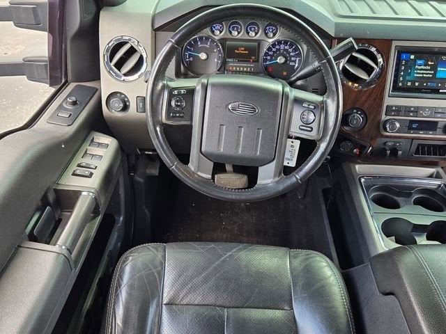 2011 Ford Super Duty F-350 SRW Lariat