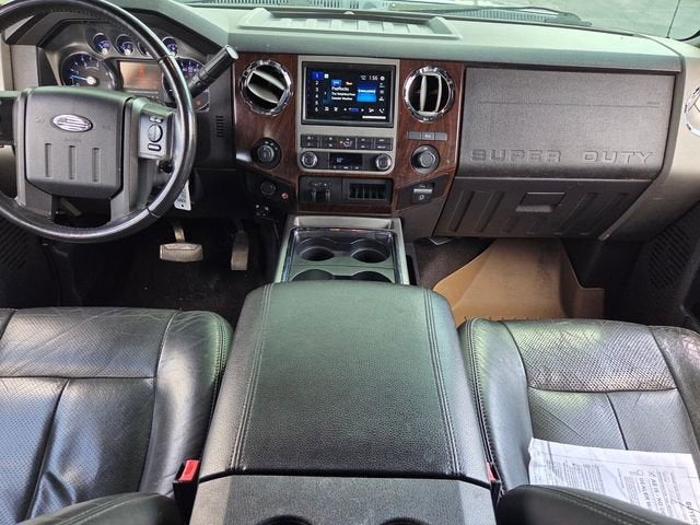 2011 Ford Super Duty F-350 SRW Lariat