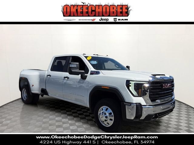 2026 GMC Sierra 3500HD Pro