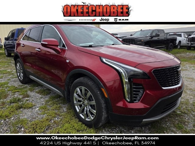 2022 Cadillac XT4 FWD Premium Luxury