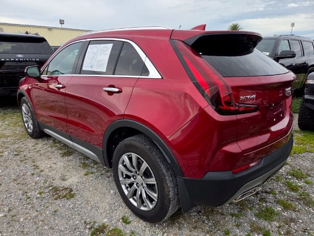 2022 Cadillac XT4 FWD Premium Luxury