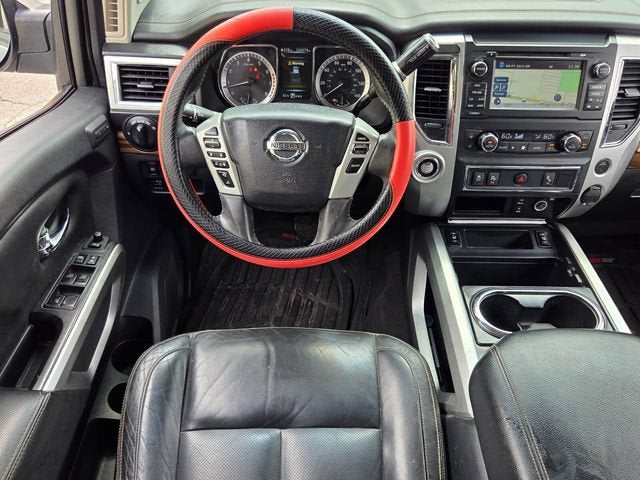 2017 Nissan Titan SL