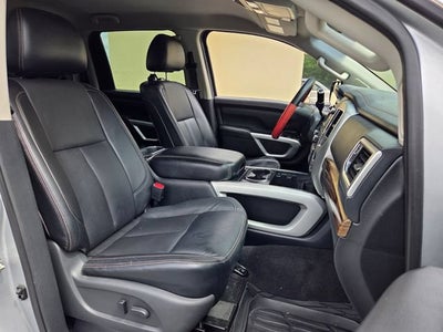 2017 Nissan Titan SL