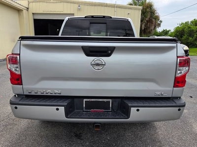 2017 Nissan Titan SL