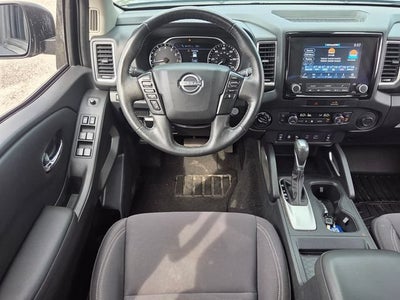 2022 Nissan Frontier SV