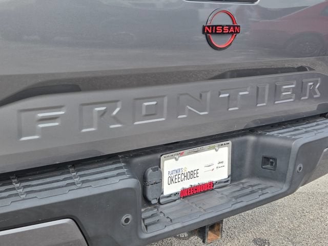 2022 Nissan Frontier SV