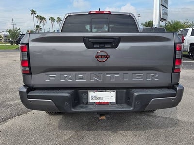 2022 Nissan Frontier SV