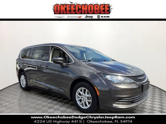 2017 Chrysler Pacifica Touring
