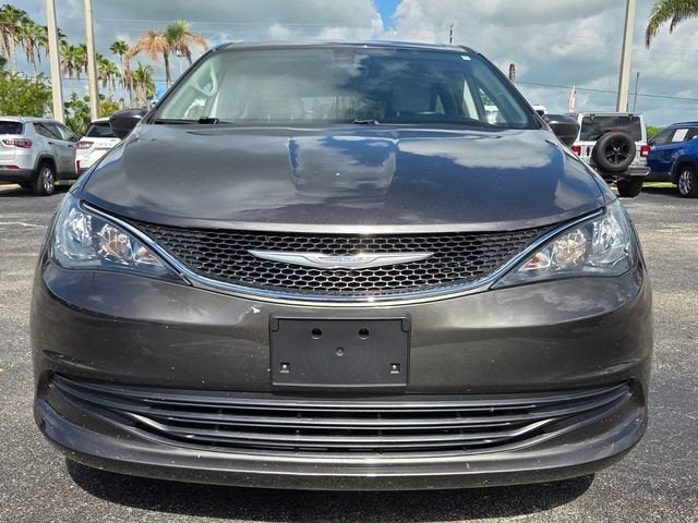 2017 Chrysler Pacifica Touring