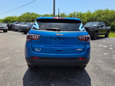 2024 Jeep Compass Latitude Lux