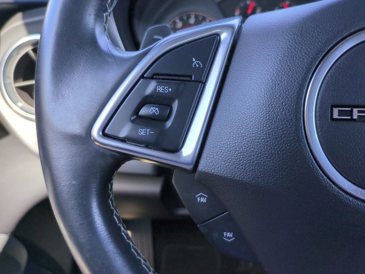 2022 Chevrolet Camaro 1LS