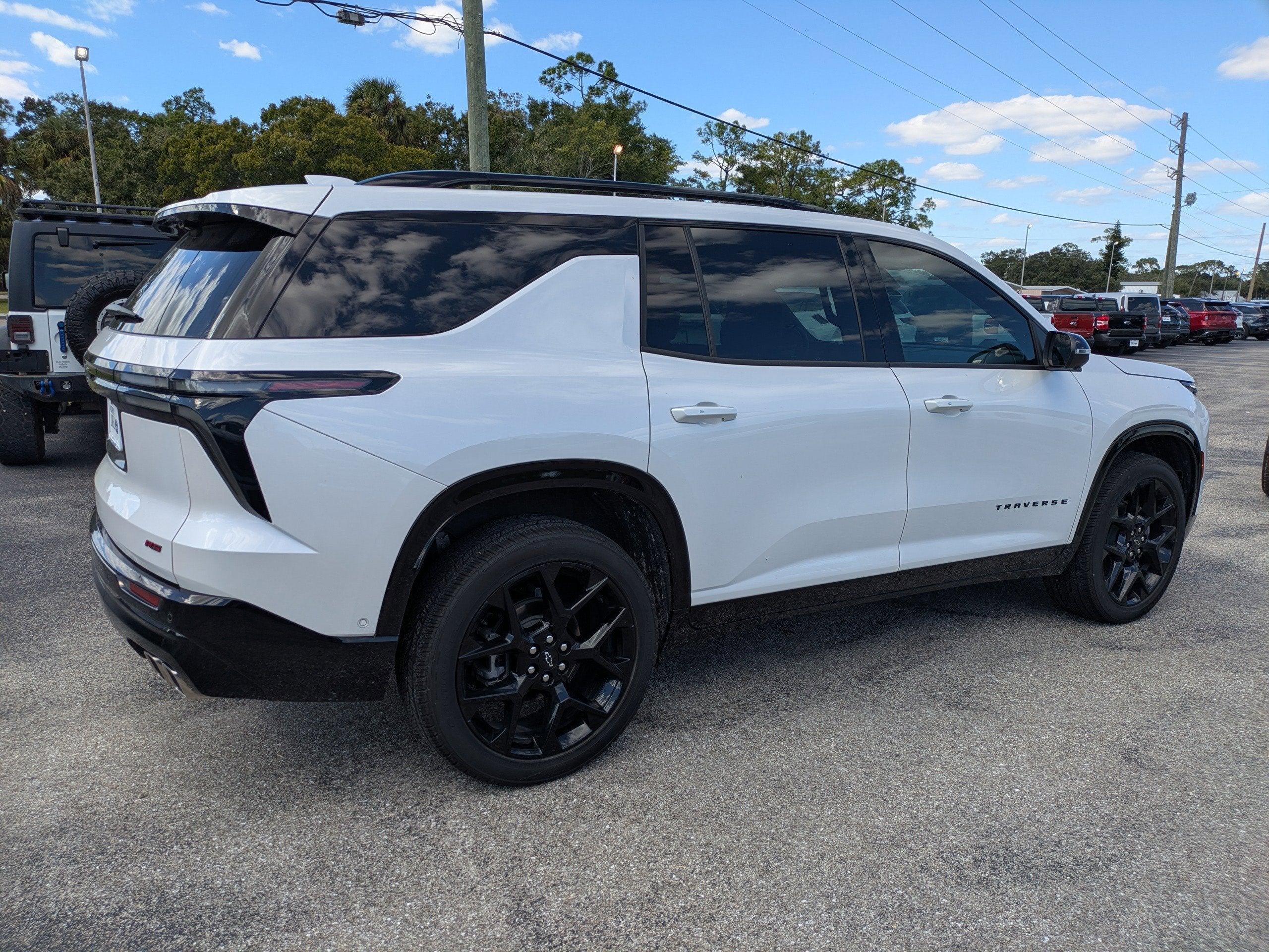 2024 Chevrolet Traverse RS