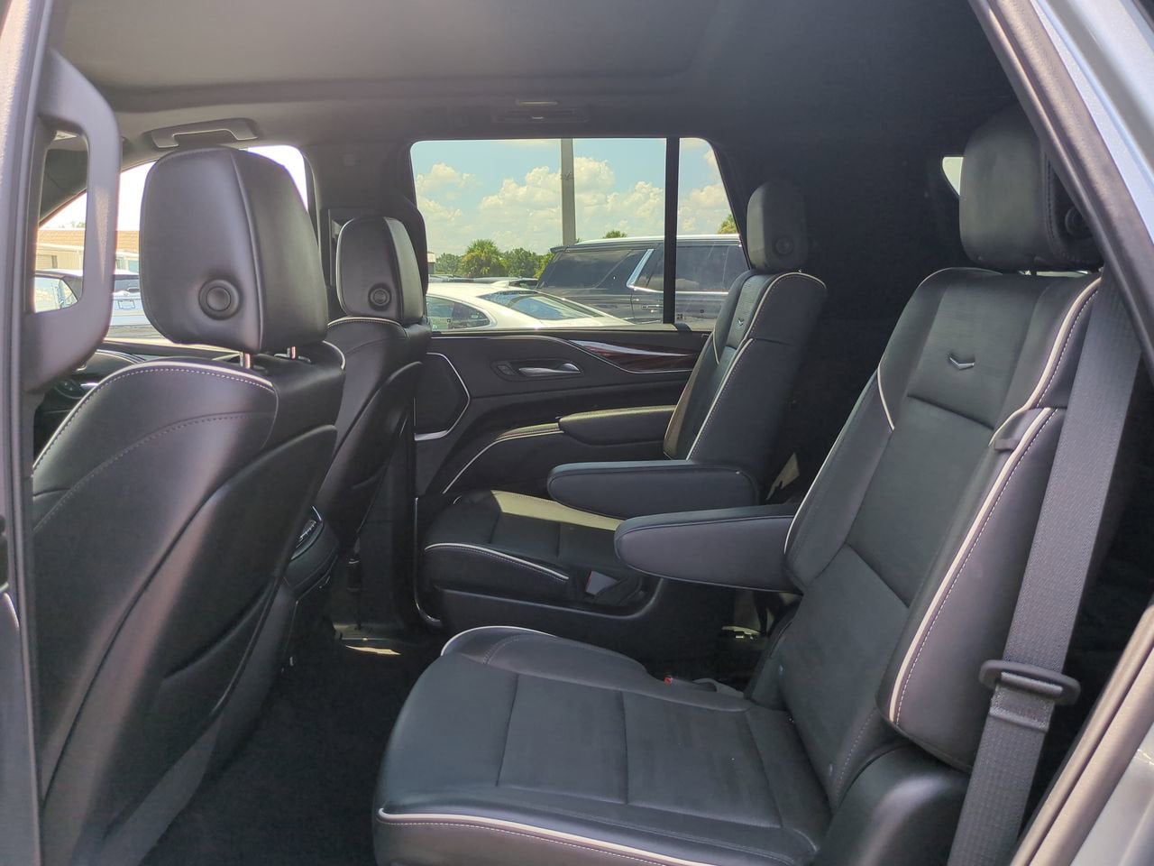 2024 Cadillac Escalade Premium Luxury