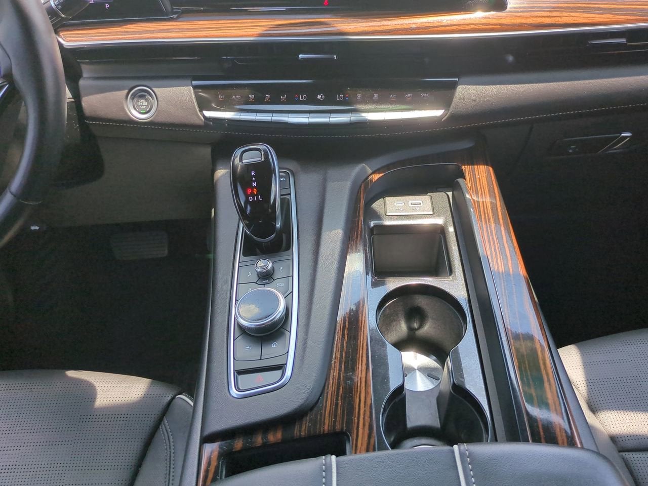 2024 Cadillac Escalade Premium Luxury