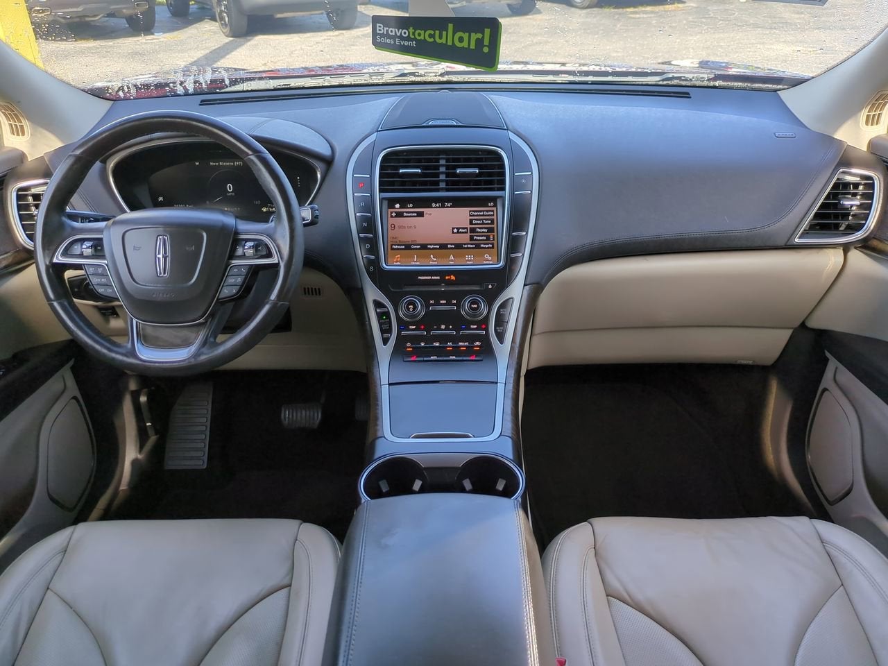 2019 Lincoln Nautilus Select