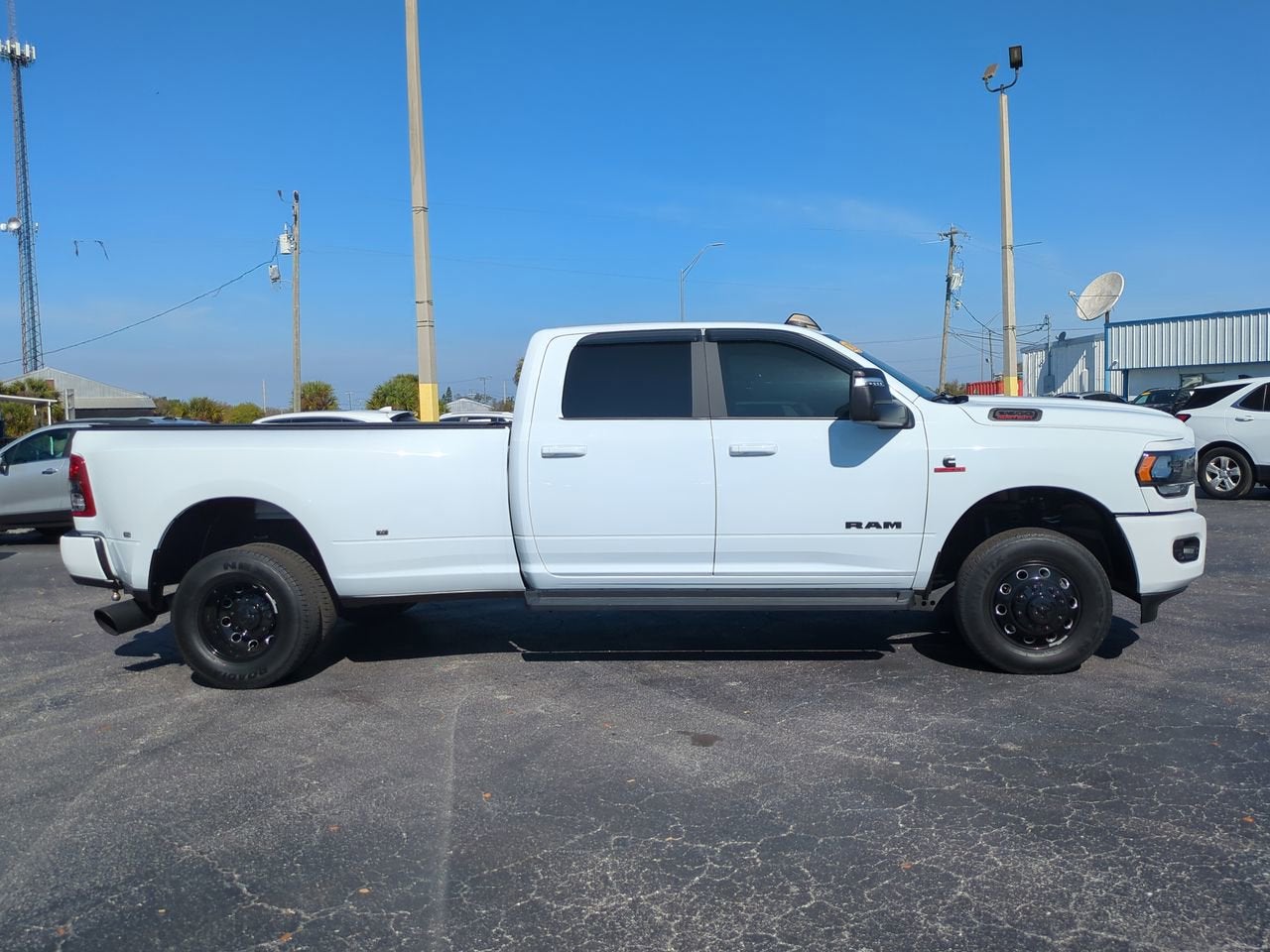 2024 RAM 3500 Big Horn Crew Cab 4x4 8' Box