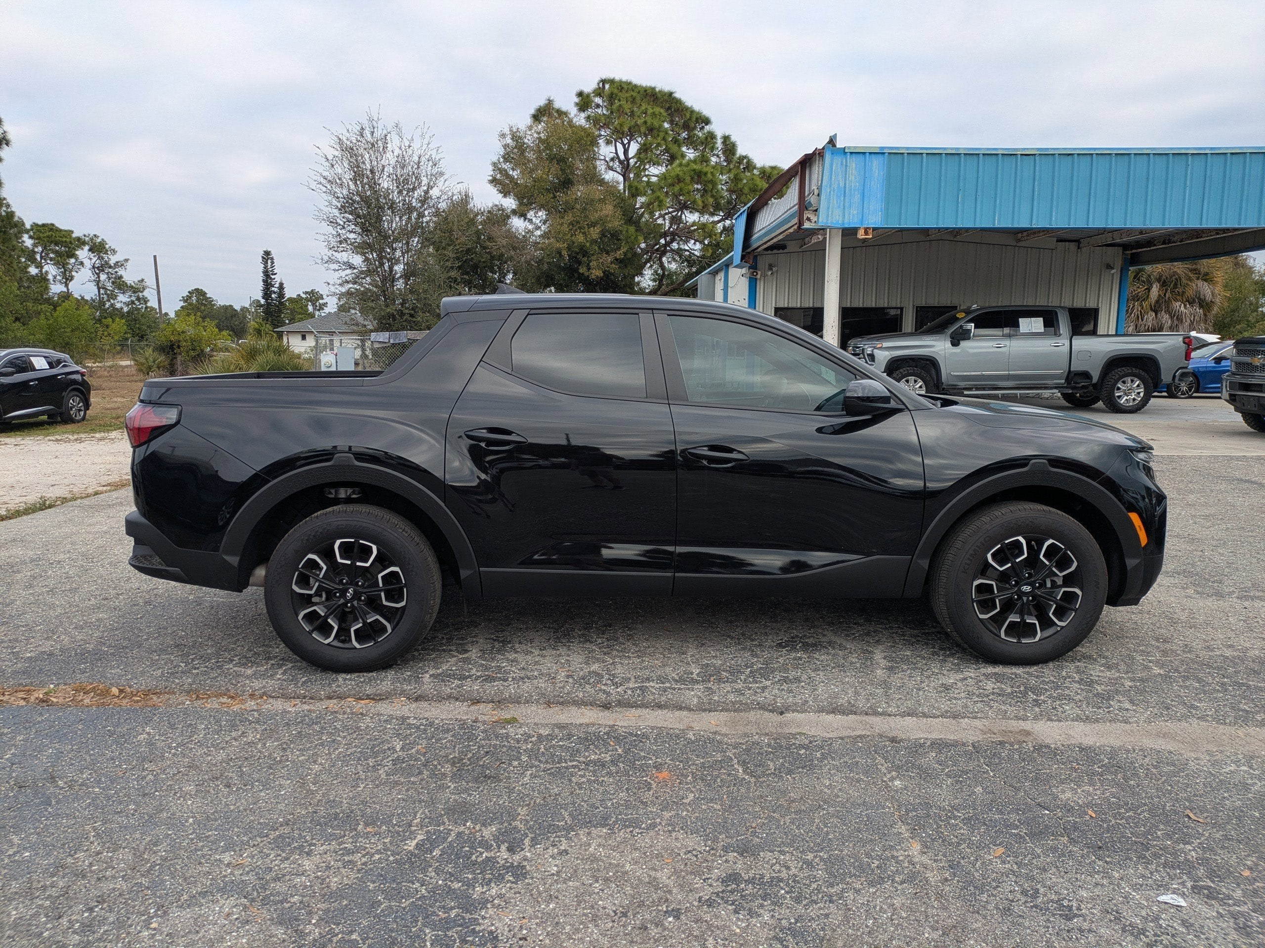 2024 Hyundai Santa Cruz SE