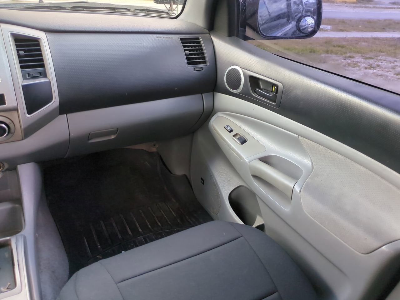 2009 Toyota Tacoma PreRunner V6