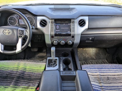 2016 Toyota Tundra SR5 5.7L V8