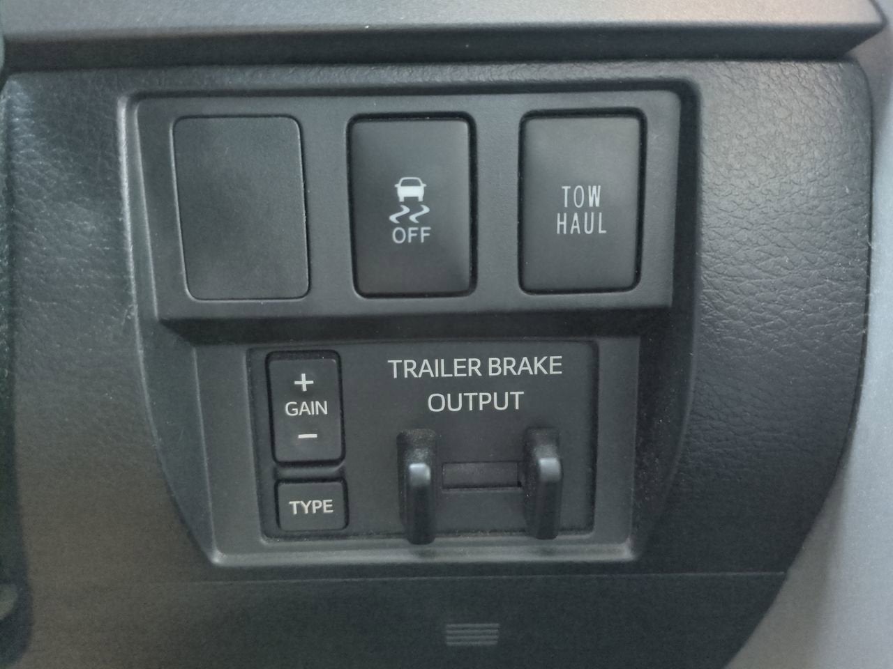 2016 Toyota Tundra SR5 5.7L V8