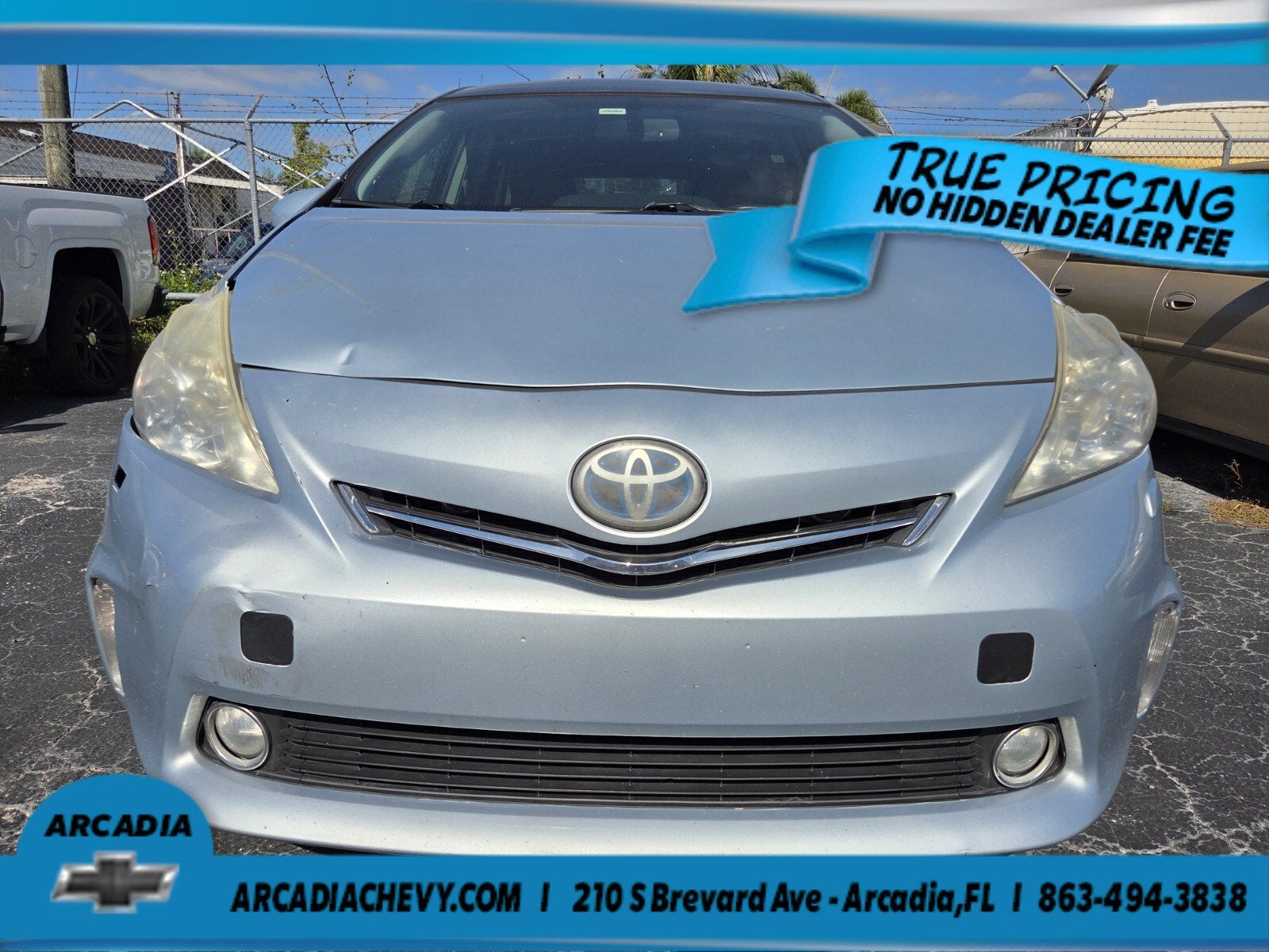 2013 Toyota Prius v Five